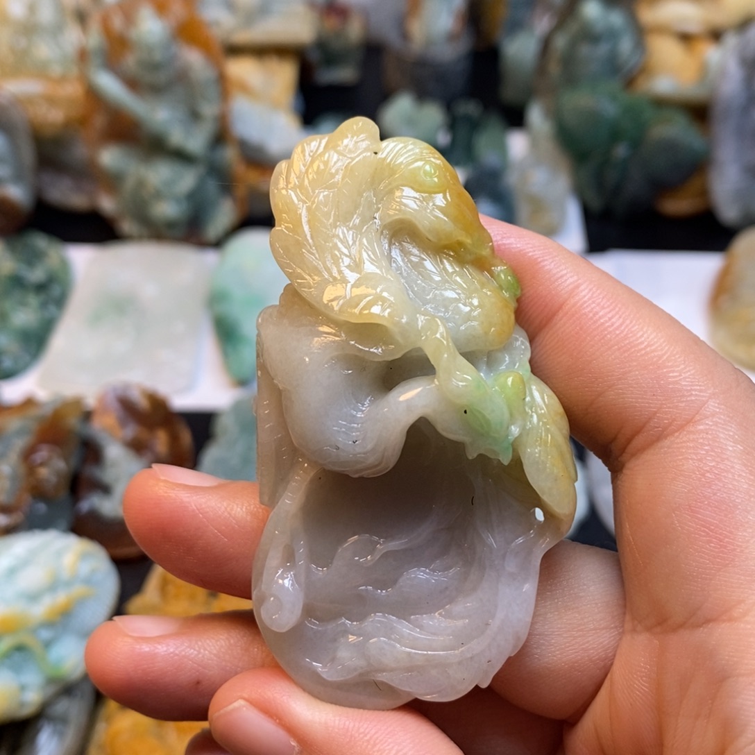 定制翡翠未镶嵌特色3