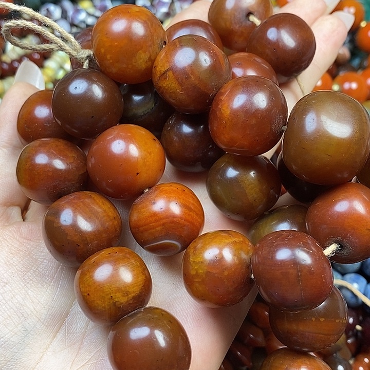 未镶嵌颈饰玛瑙/玉髓玉*