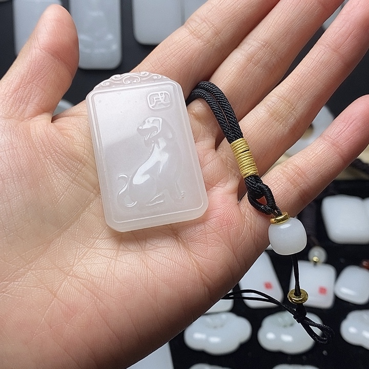 石英质玉颈饰未镶嵌郑*利