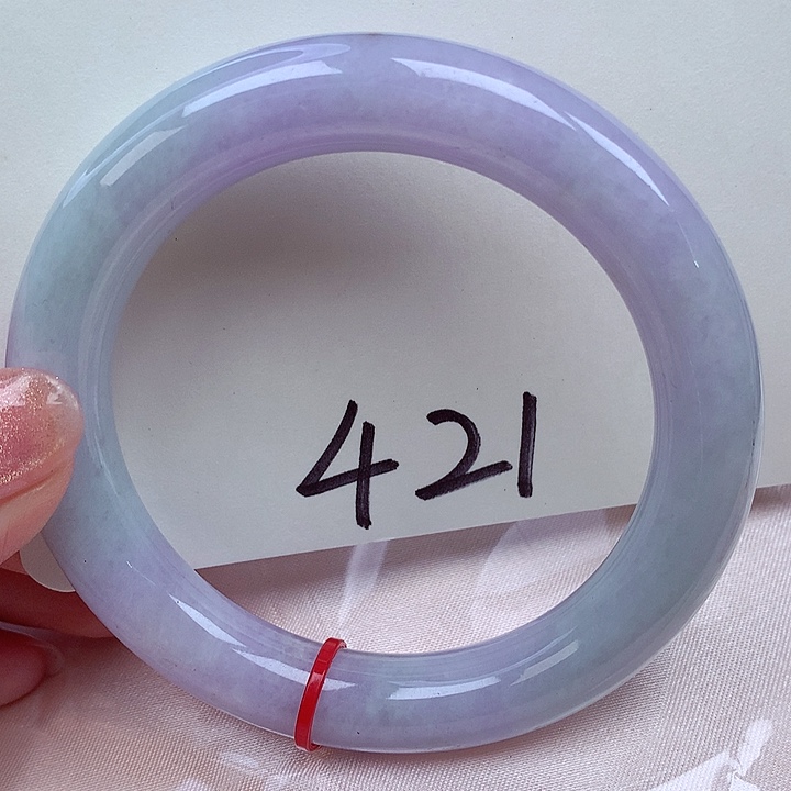 翡翠手镯未镶嵌翡翠