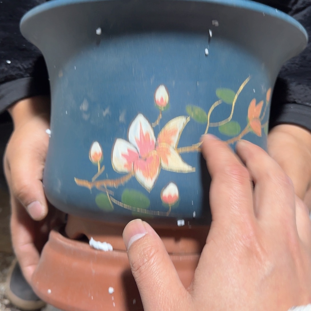 紫砂花盆口径24高度哦24