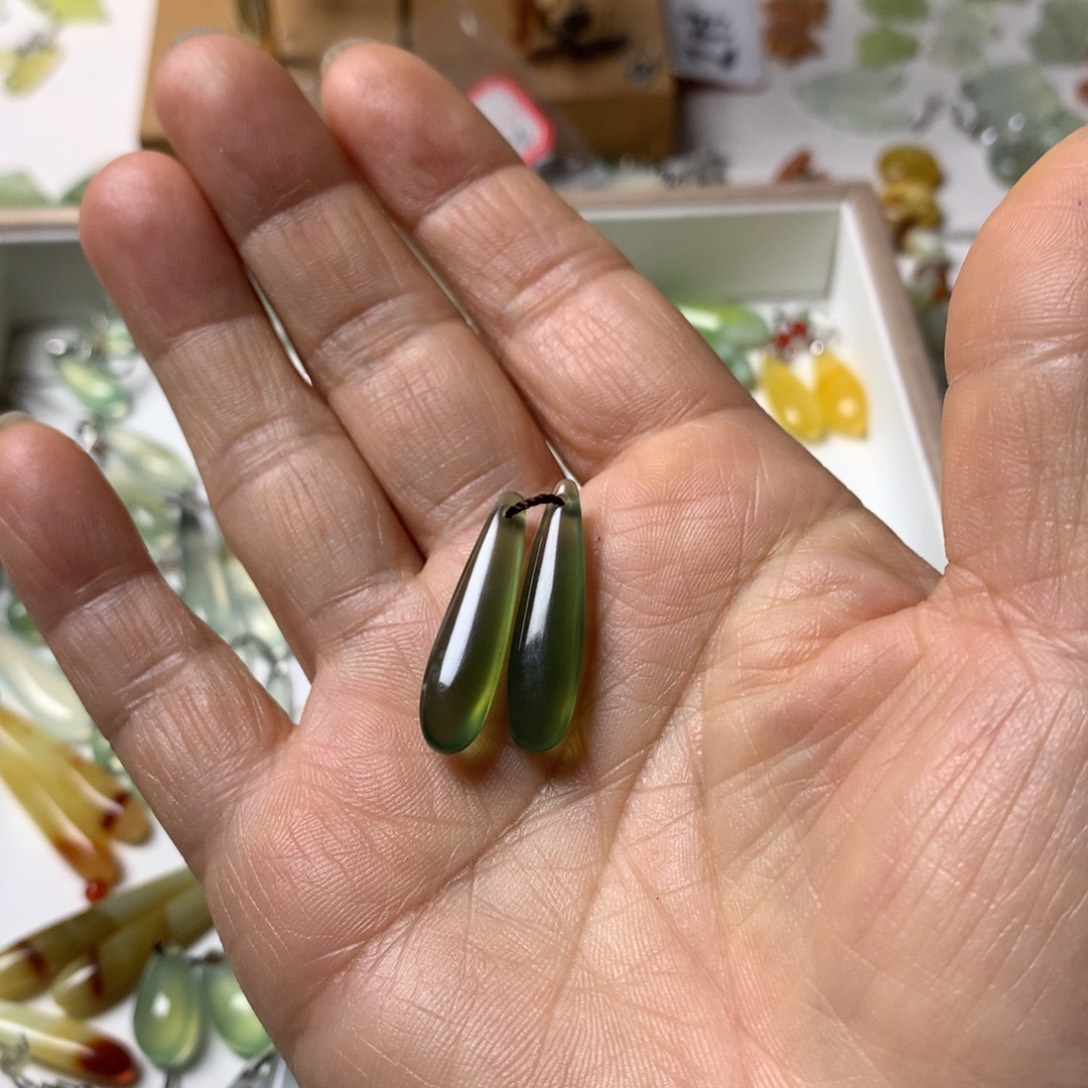 冰***妹蛇纹石玉未镶嵌耳坠