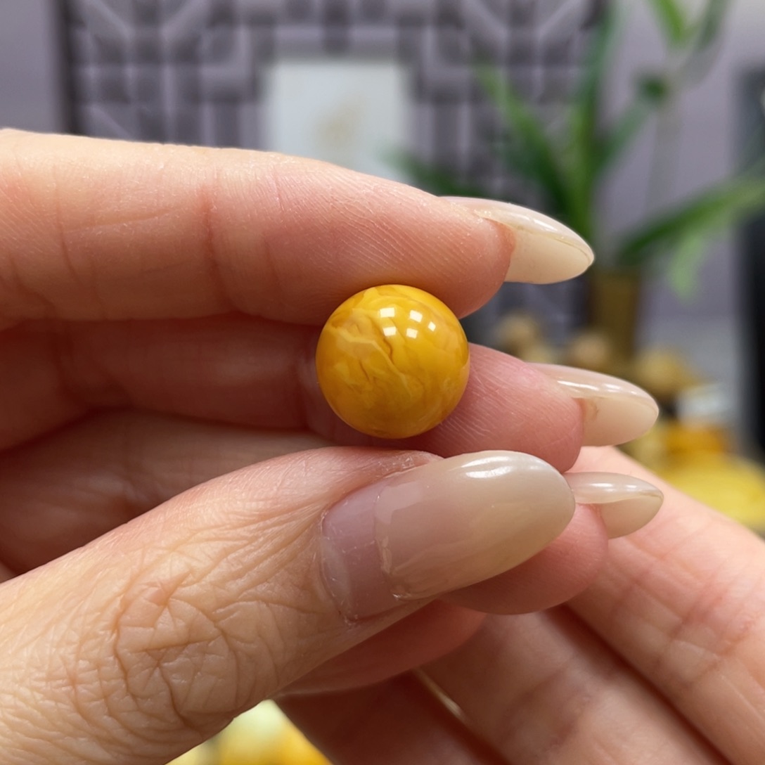 琥珀裸石未镶嵌11.5mm微瑕