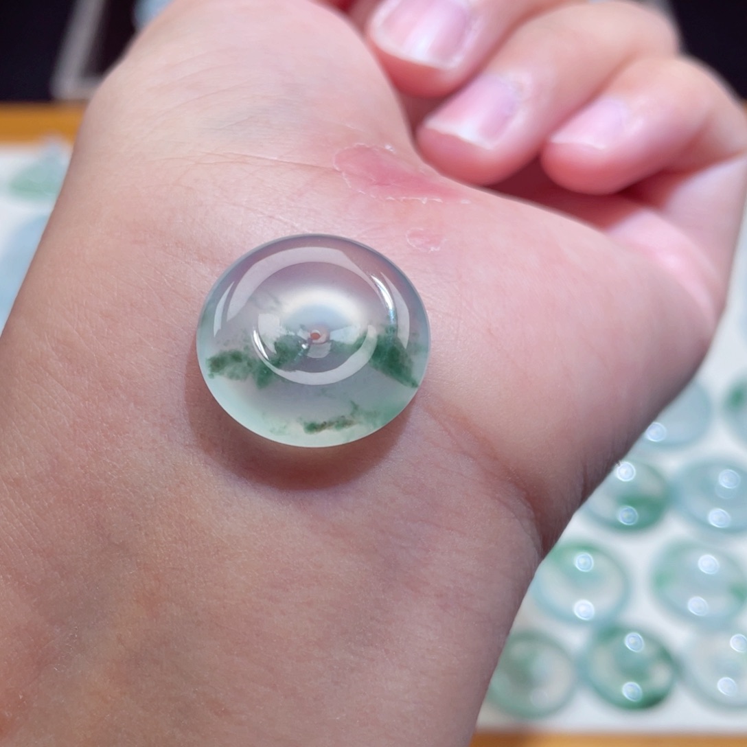 颈饰未镶嵌翡翠扣子