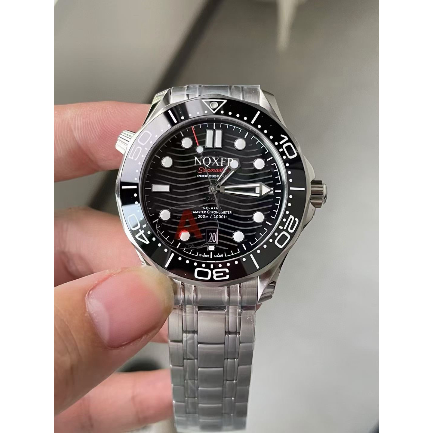 男士VS厂海马300款式潜水腕表海马300黑马钢带V4版8800腕表