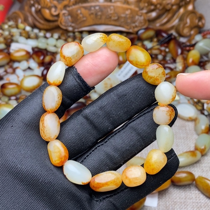 和田玉未镶嵌手链