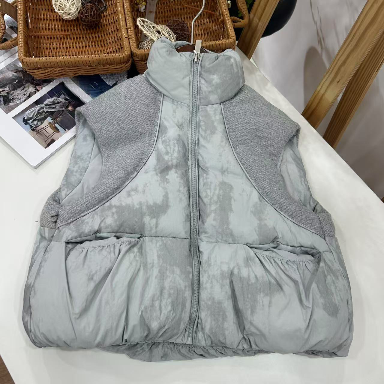 6220  春季中小童马甲 H