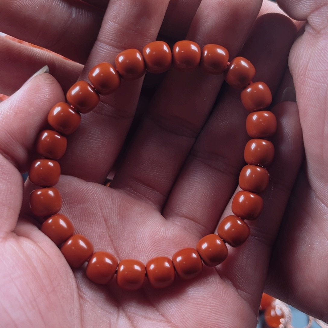 南红玛瑙手串未镶嵌