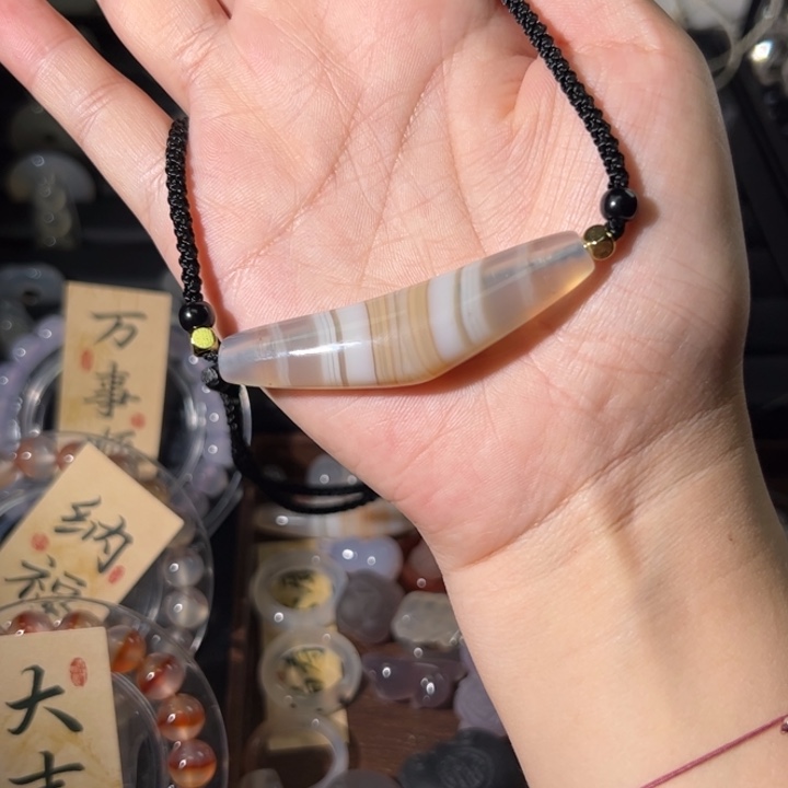 未镶嵌颈饰玛瑙/玉髓