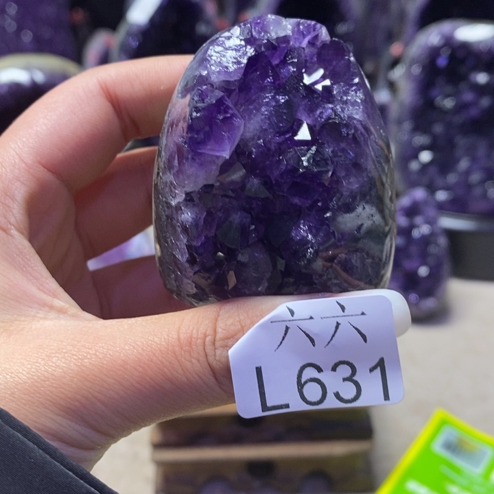 大型摆件（非配饰）未镶嵌水晶摆件