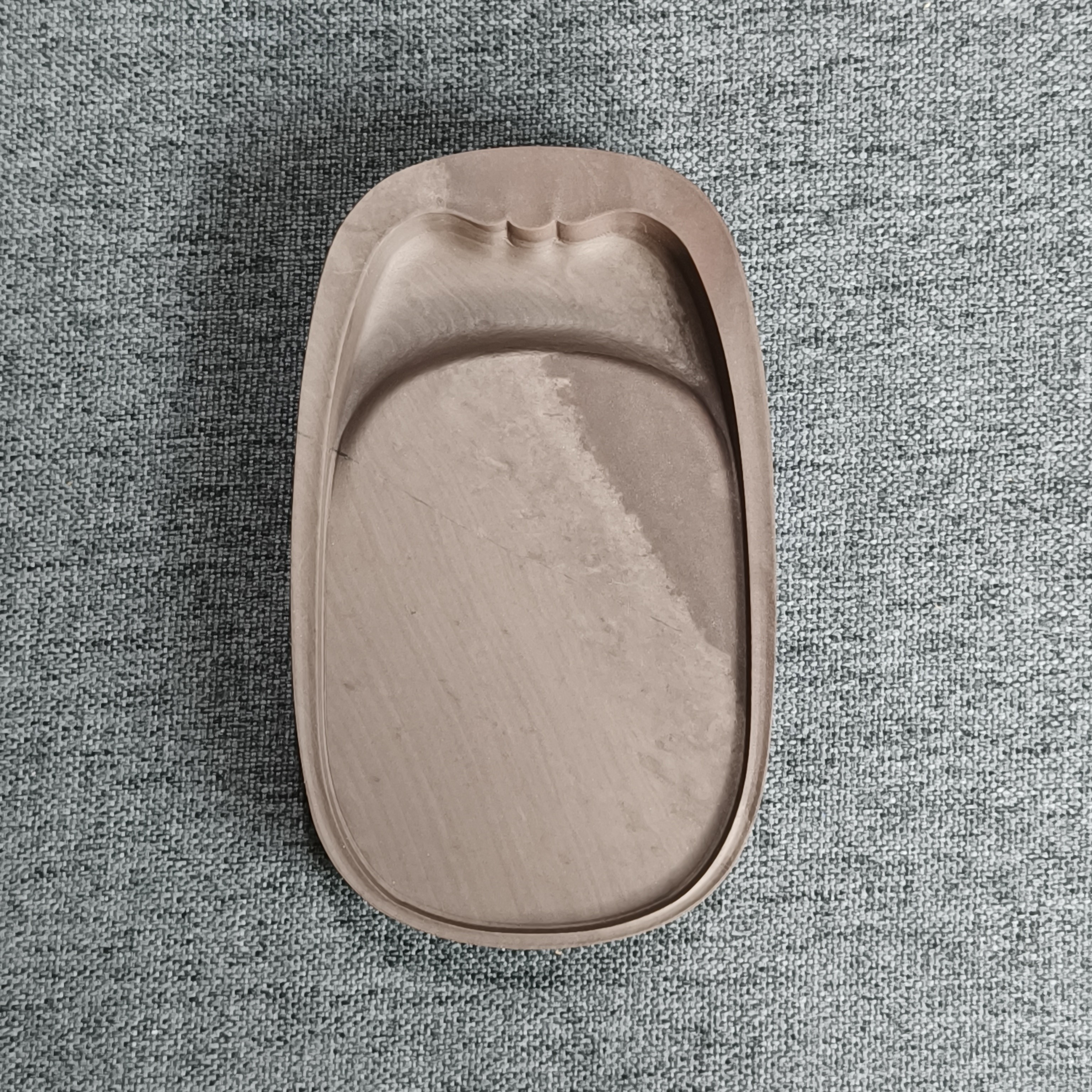 老坑洮砚，喇嘛崖老坑鸊鷉血花池砚，尺寸12.6*7.6*1.5厘米