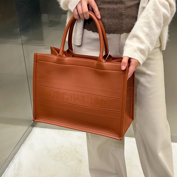99新 DIOR/迪奥 美拉德棕全皮手提托特单肩包