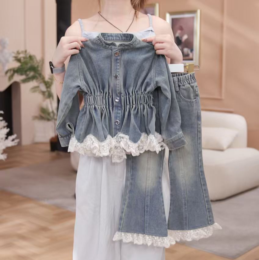 女童秋季女童洋气蕾丝拼接牛仔上衣长裤套装QC40463