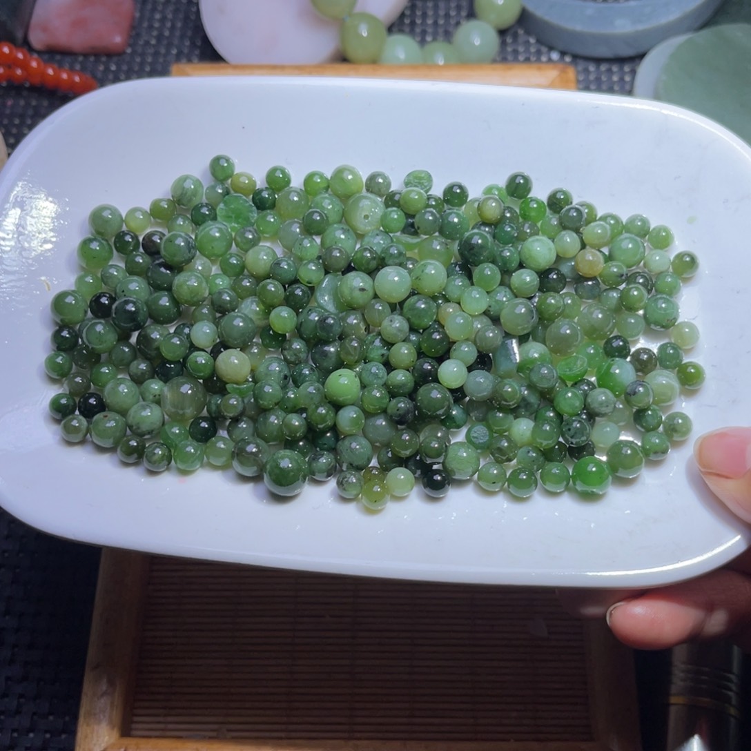 未镶嵌和田玉车挂