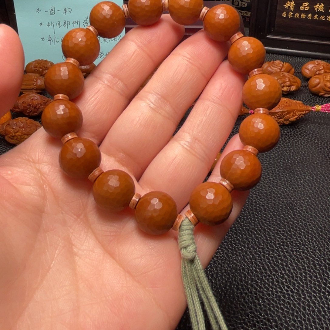 橄榄核手串/手链1.35正圆纯刀铲钻面
