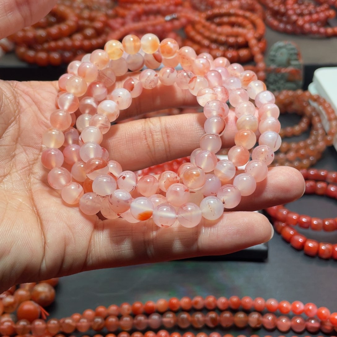 南红玛瑙手链未镶嵌