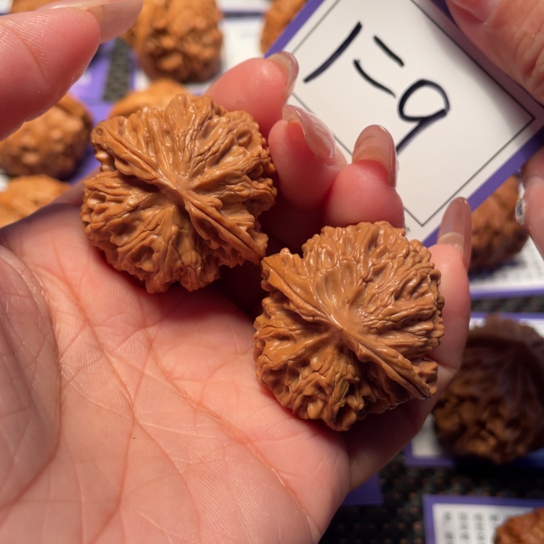 啥***是文玩核桃把件9号苹果37