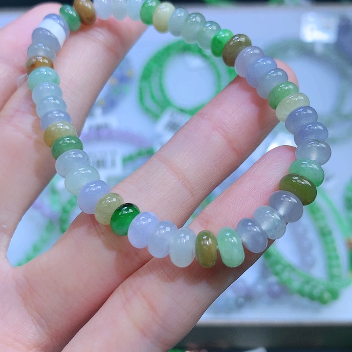 翡翠手链未镶嵌翡翠