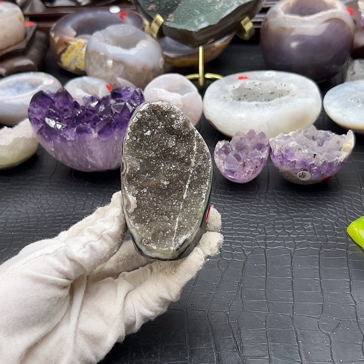 未镶嵌珠宝半成品水晶