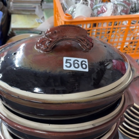 泥塑砂锅一只微瑕品