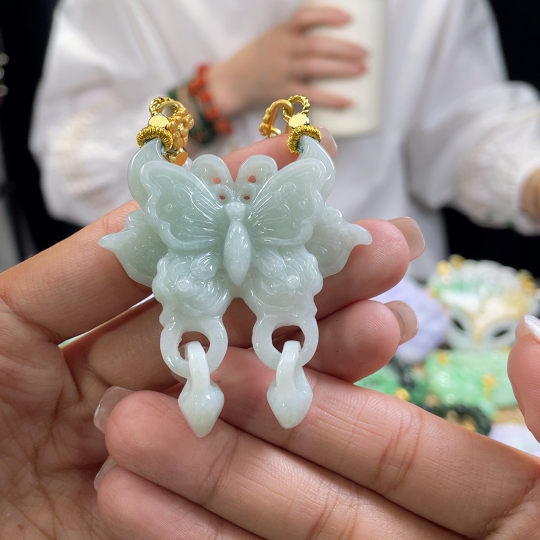 翡翠颈饰未镶嵌代编织