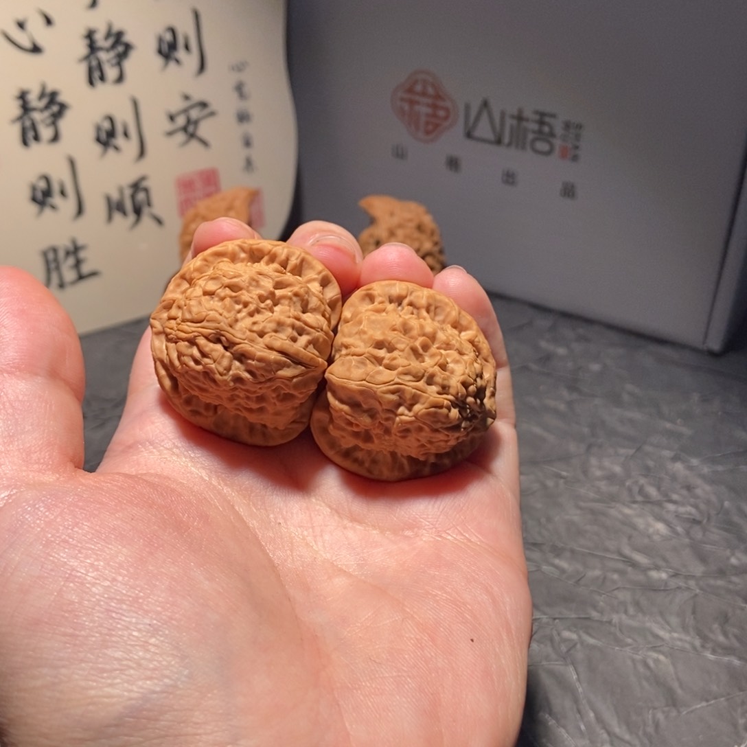 核桃手串/手链T*036三角白全品