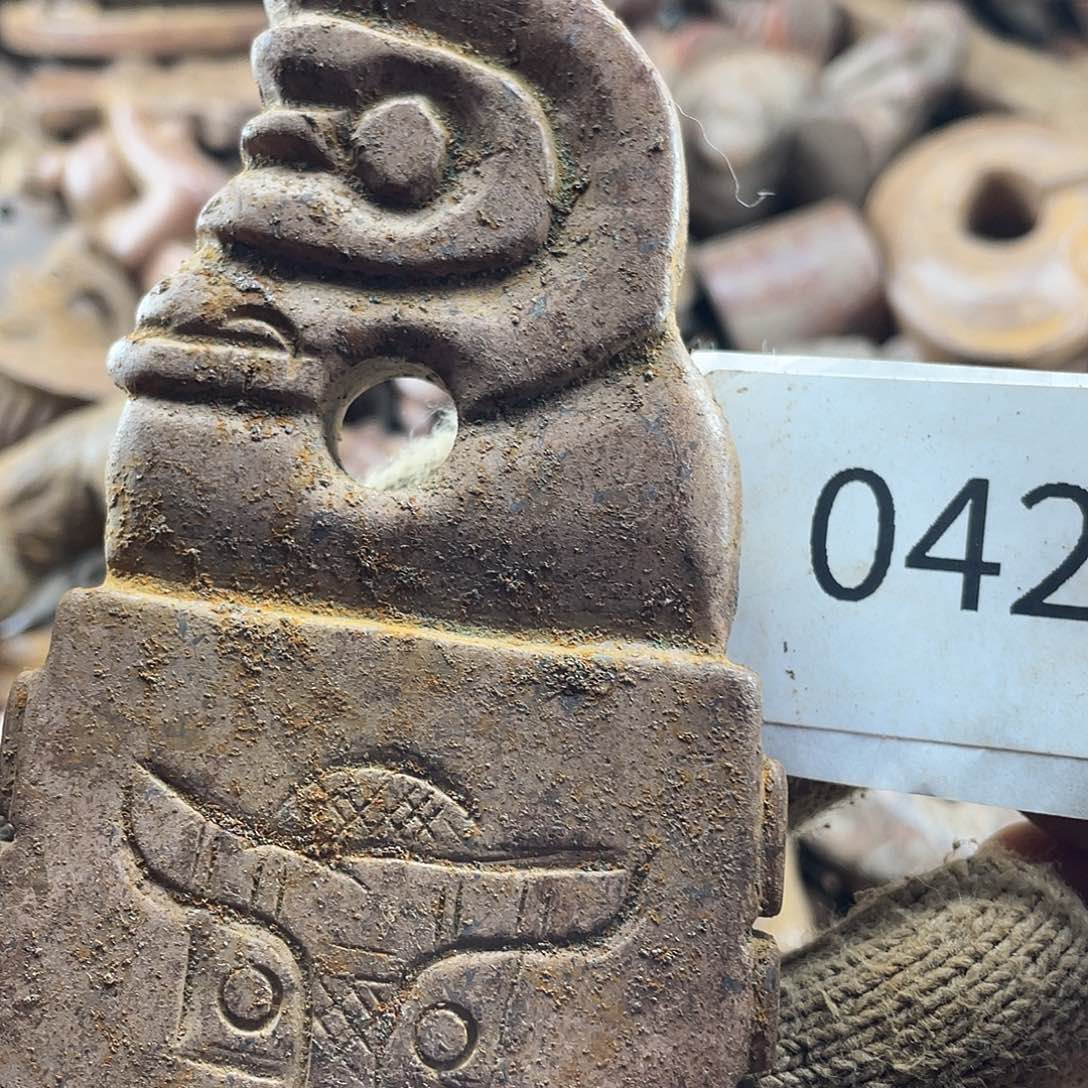 和田玉（糖玉）未镶嵌挂件