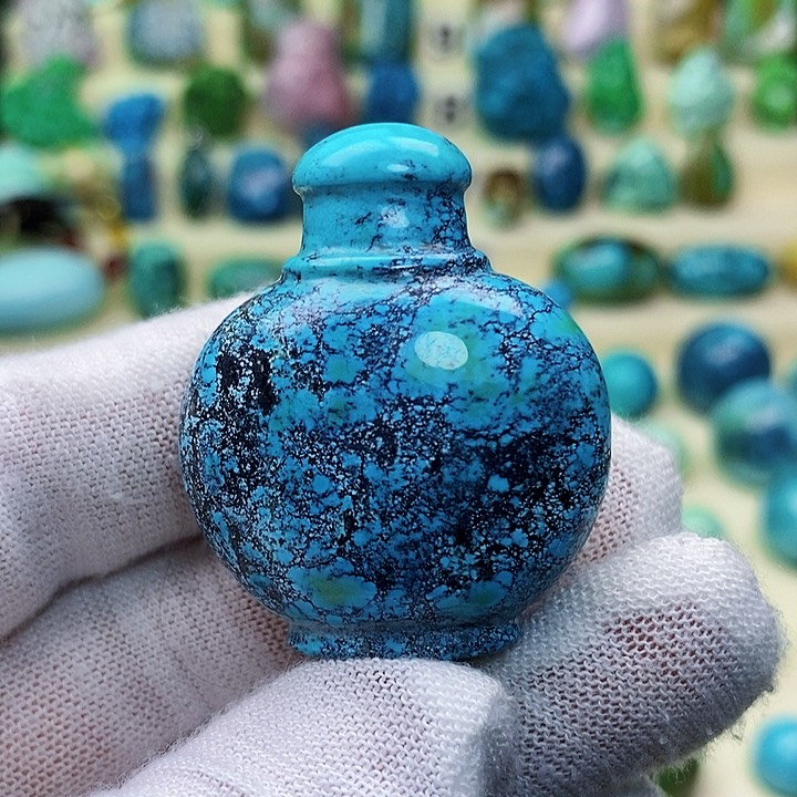 绿松石配饰未镶嵌