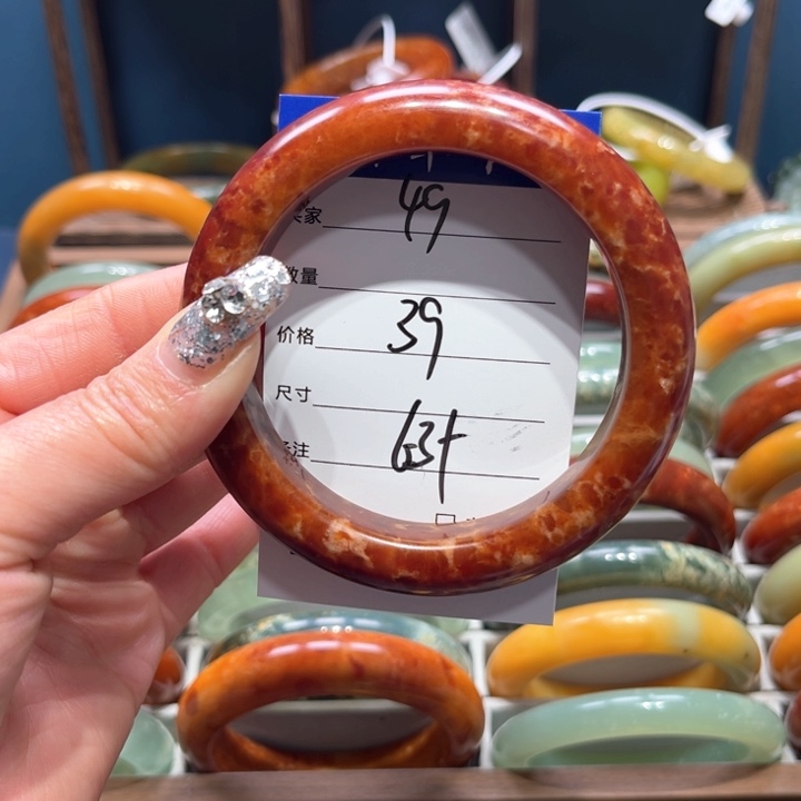 蛇纹石玉手镯未镶嵌？*？