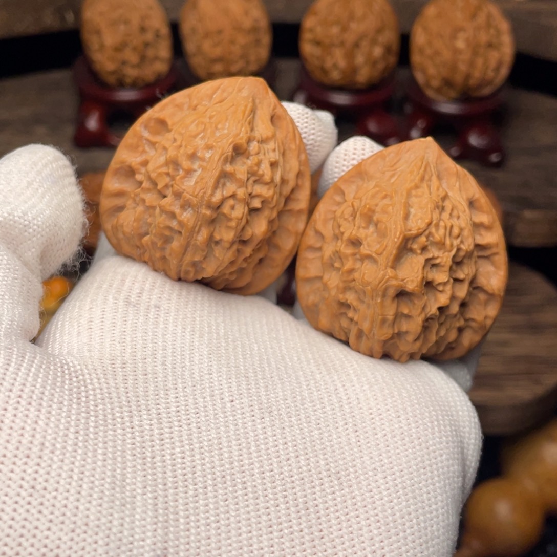 C***g把件文玩核桃秦岭野生山魄系列龙脊38尖小修