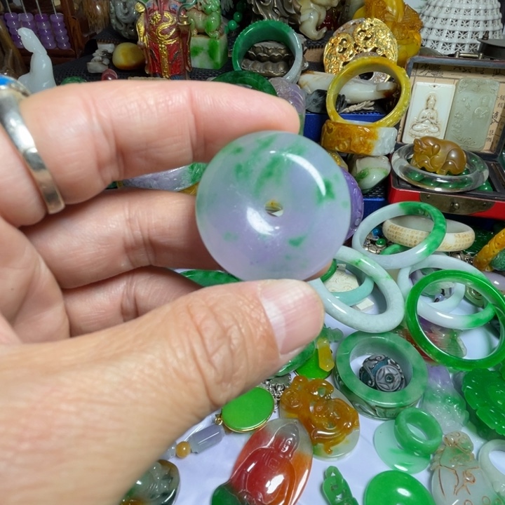 今***比滴血莲花菩提吊坠