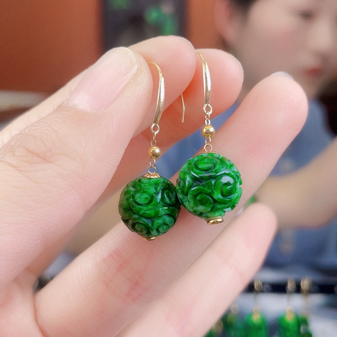 翡翠18K金镶嵌耳饰