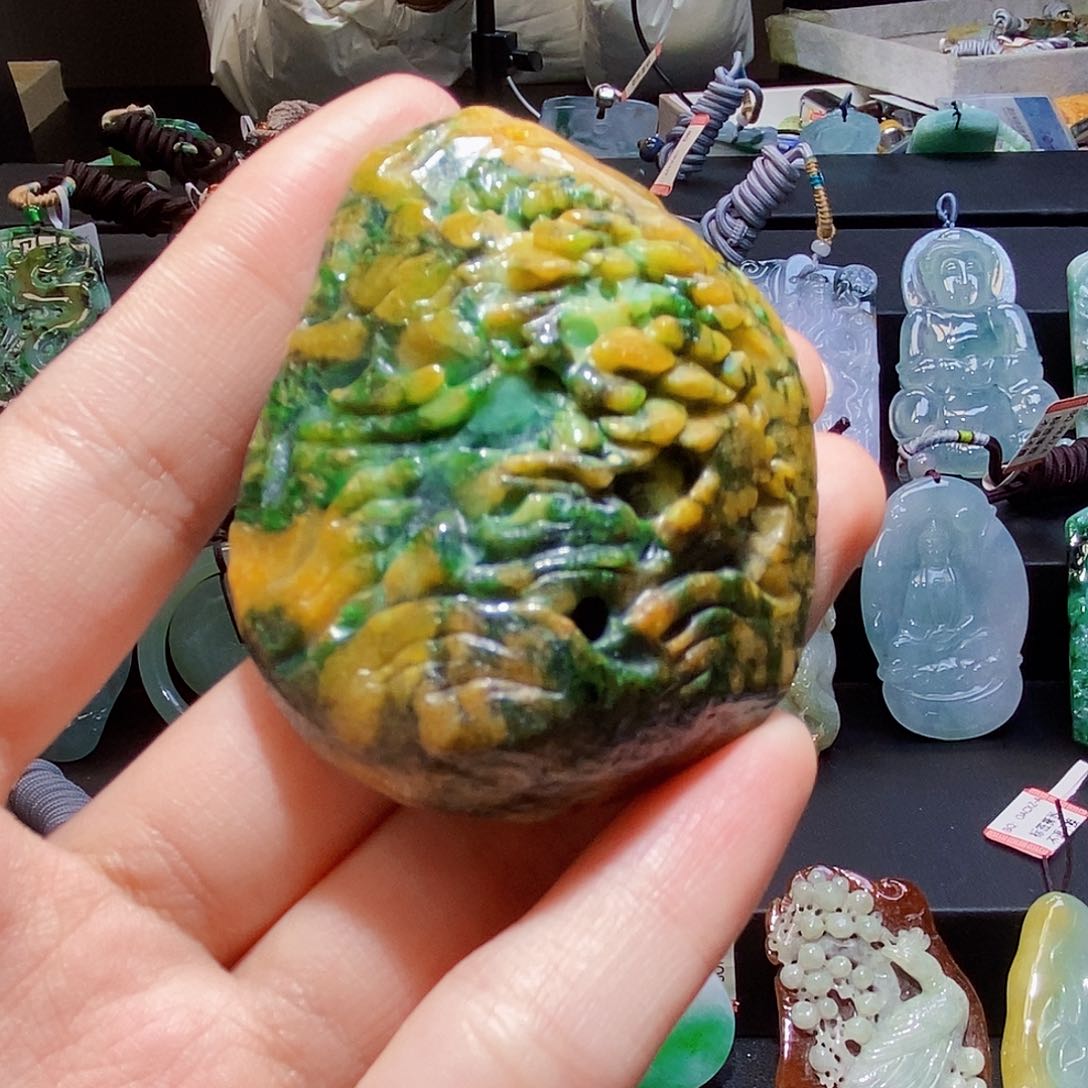 颈饰未镶嵌翡翠翡翠m