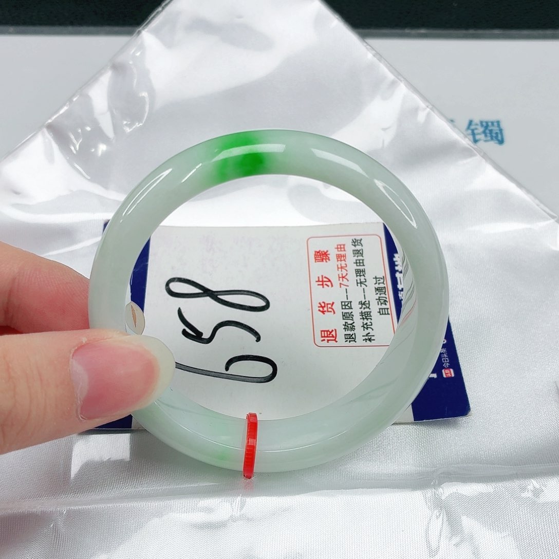 未镶嵌手镯翡翠翡翠