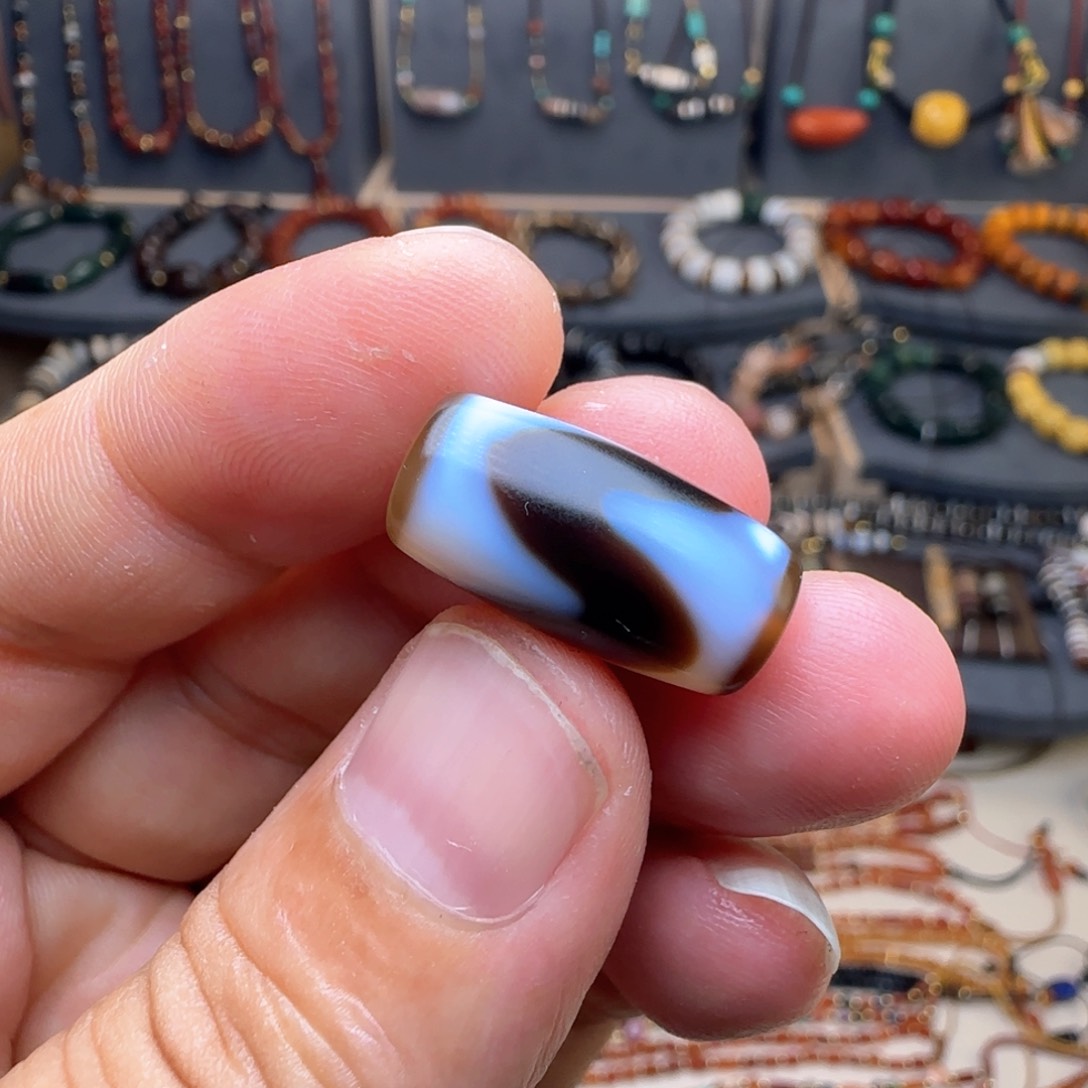 玛瑙/玉髓颈饰未镶嵌晨