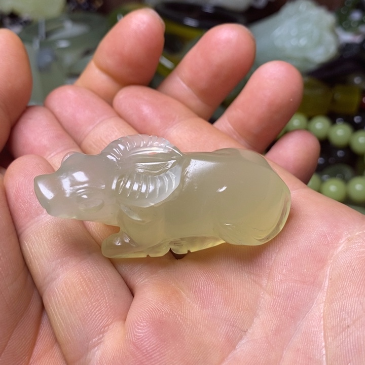 岫玉岫玉颈饰未镶嵌