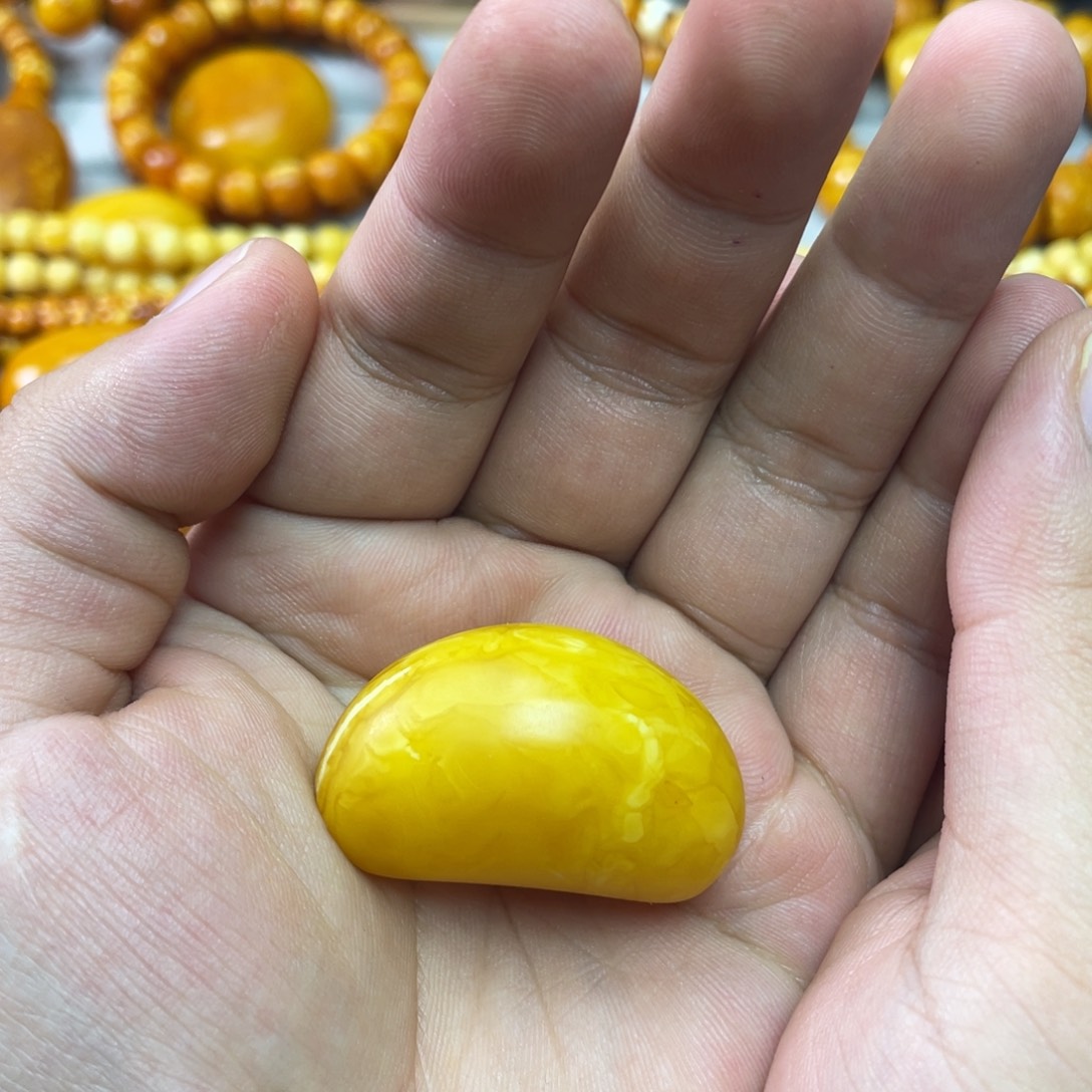 琥珀未镶嵌吊坠(不含链)