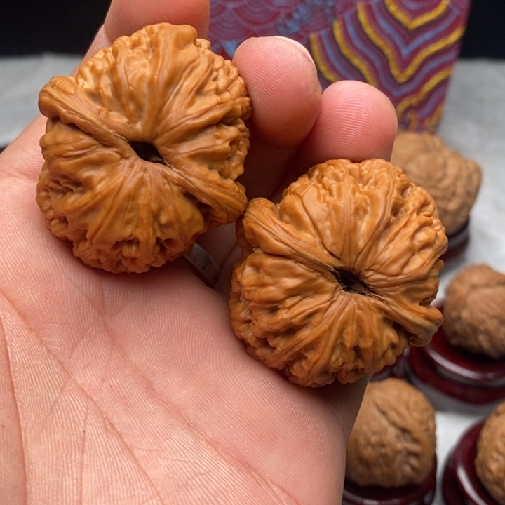 光***屿文玩核桃把件43元宝