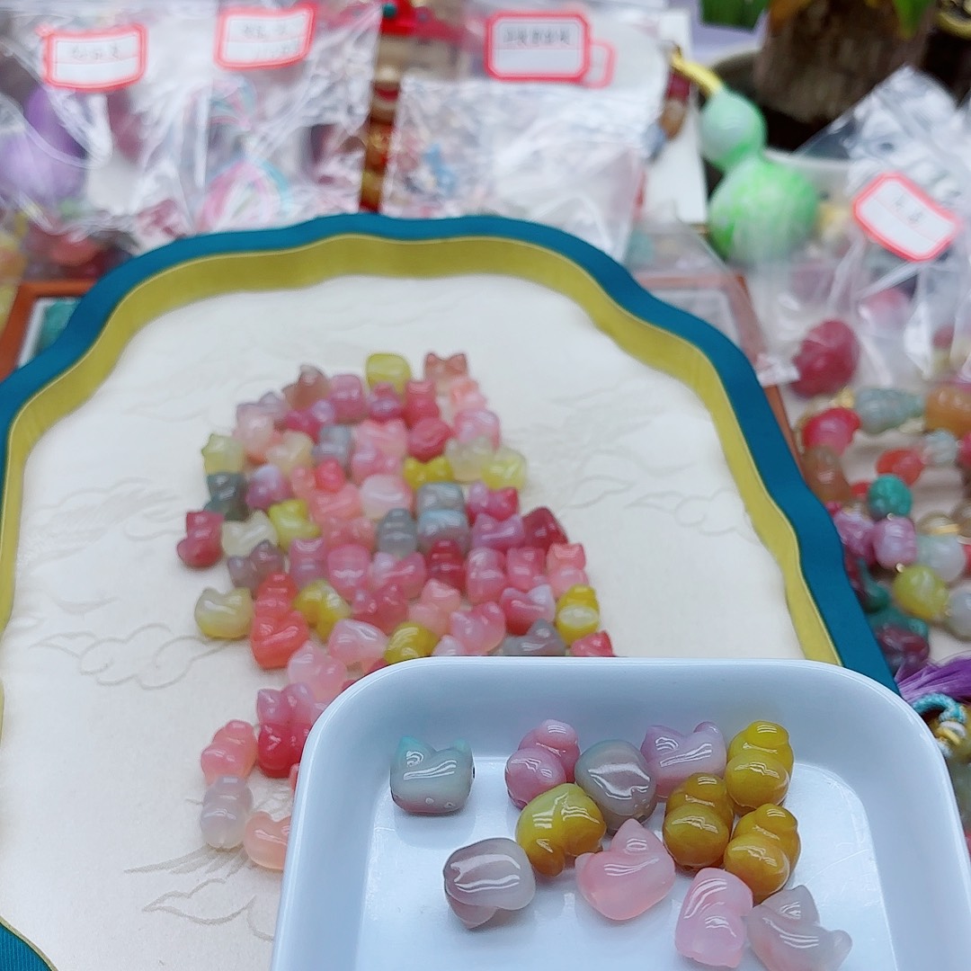 芝***子玛瑙/玉髓未镶嵌手链盐源8