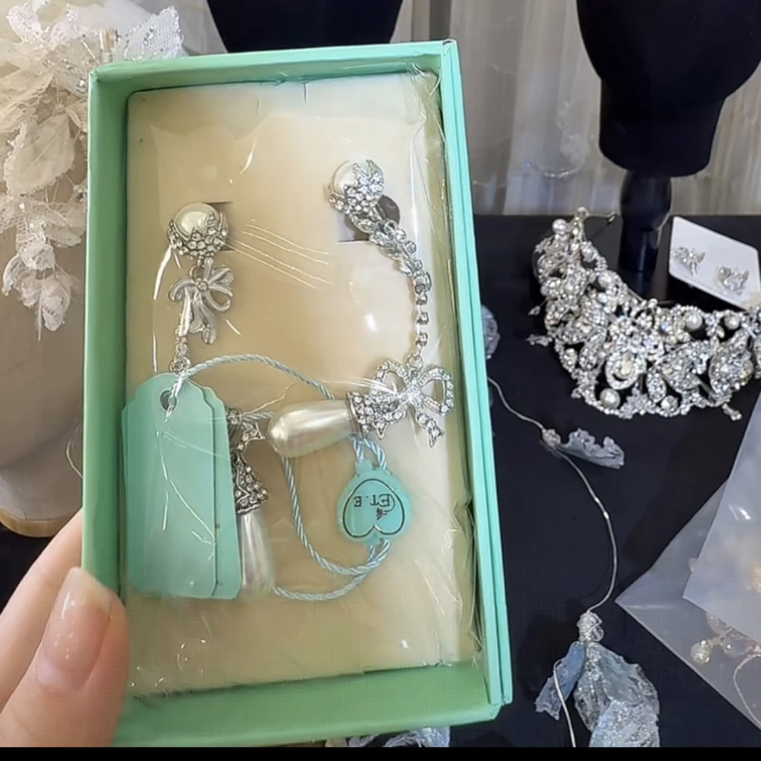 非金属仿珍珠耳饰 WHITE饰品｜粉丝福利耳环