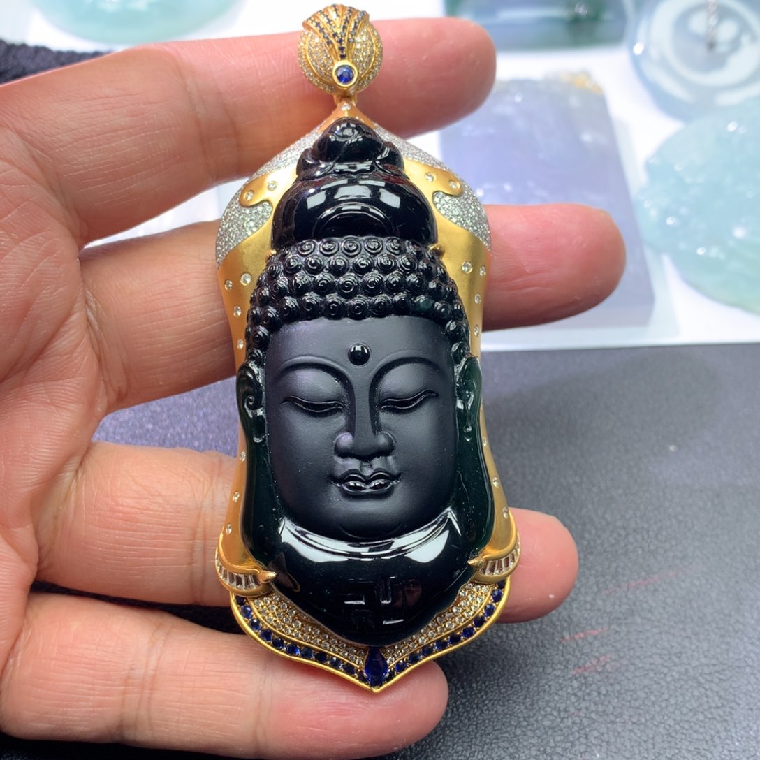 翡翠颈饰18K金镶嵌缅甸翡翠A货