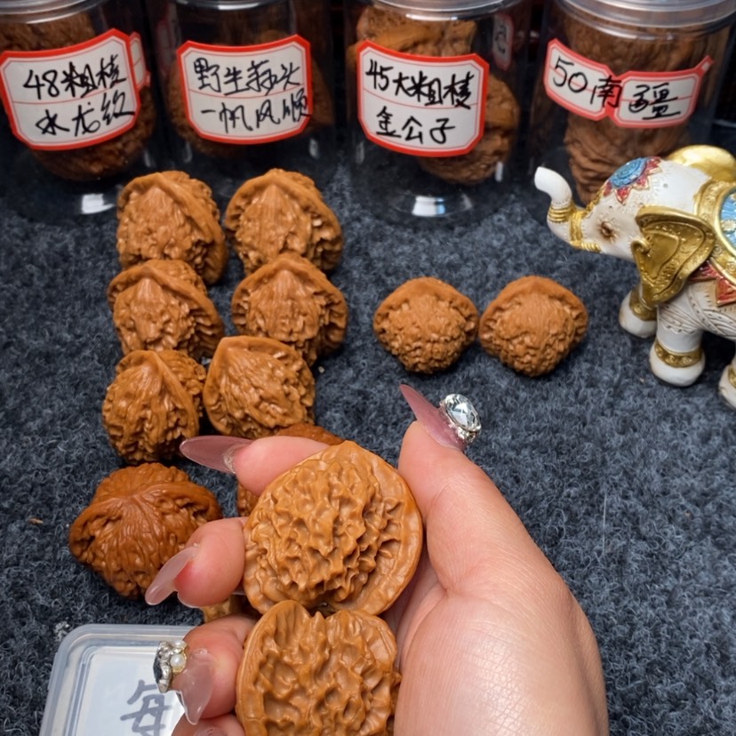 【闪购商品】文玩核桃把件晨*?43宝相花……