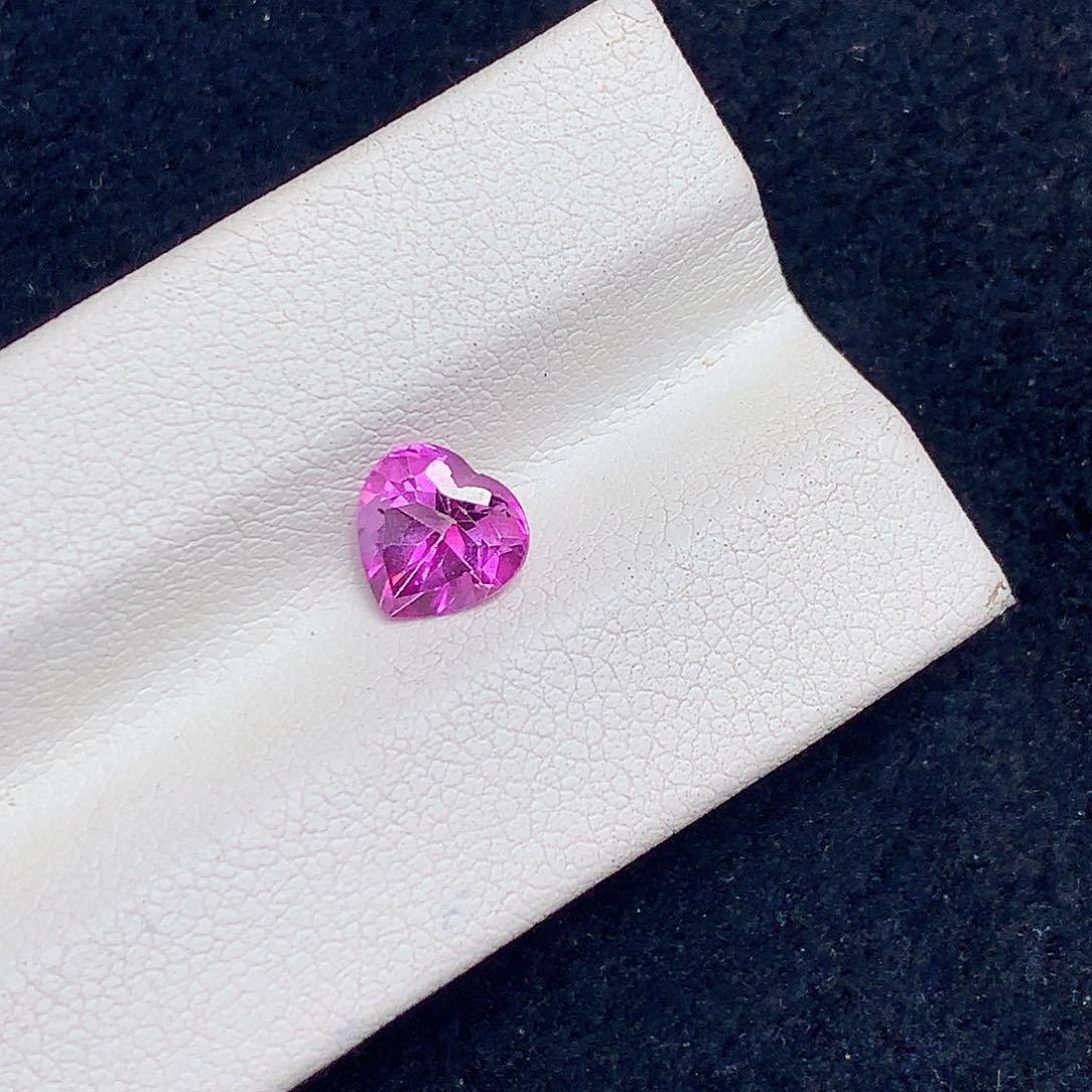 托帕石裸石未镶嵌心7