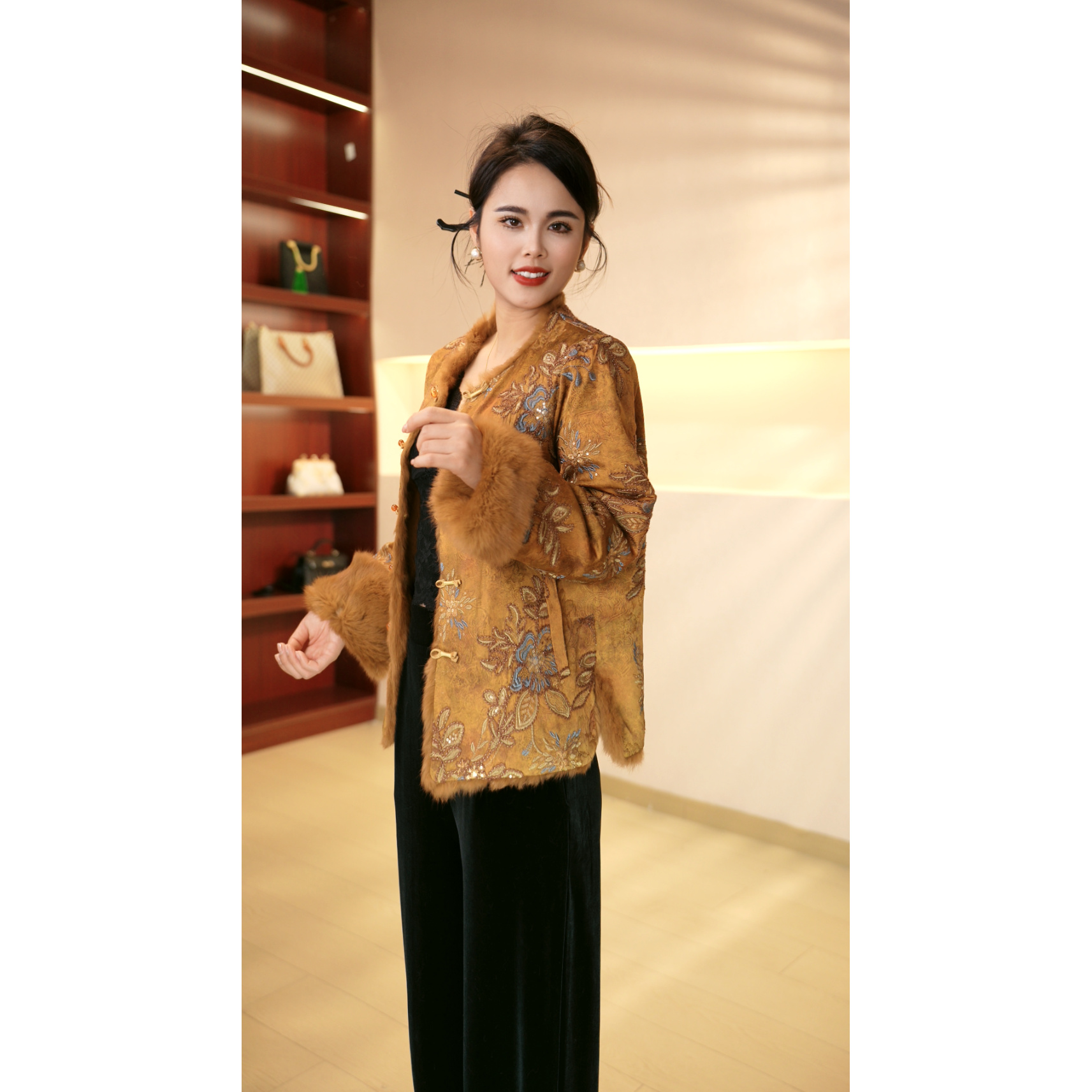 [金丝饶]长袖刺绣加绒加厚款花纹提花上衣毛绒加厚气质休闲