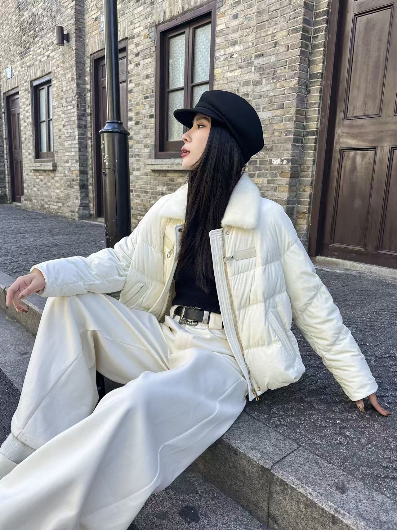 【琪的style】 885591优等品纯色休闲风加厚时尚女短款插肩袖百搭