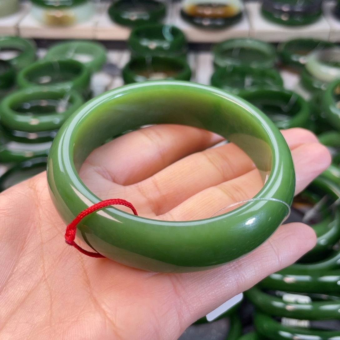 和田玉（碧玉）手镯未镶嵌