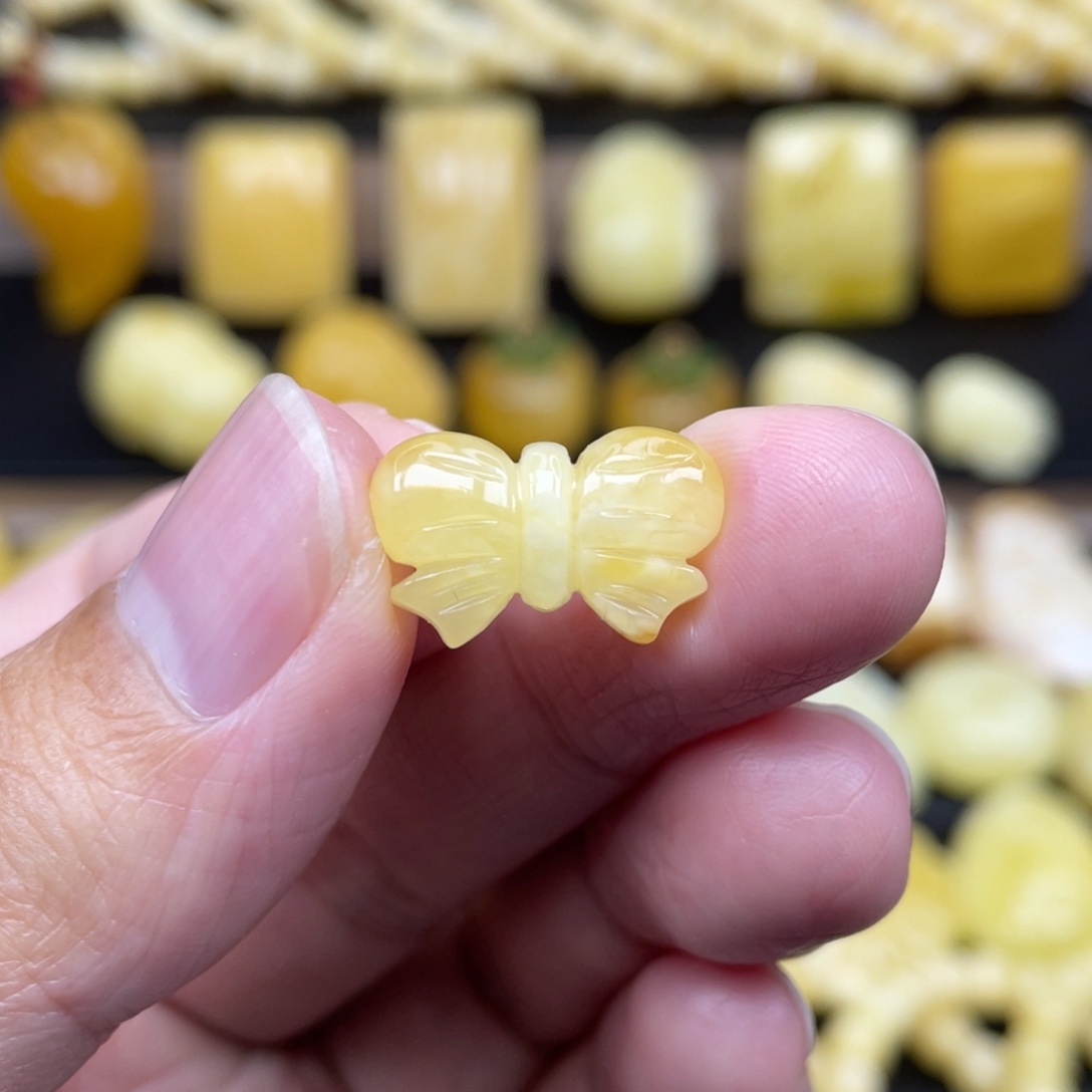 琥珀未镶嵌裸石琥珀蜜蜡