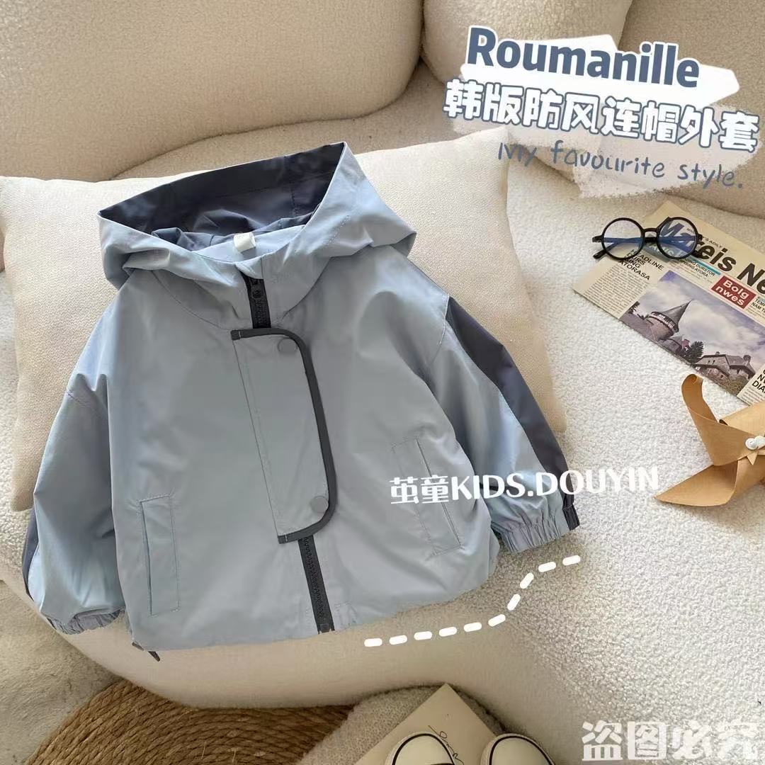 儿童新款春秋男童冲锋衣女童宝宝连帽上衣防风洋气外套春款外套