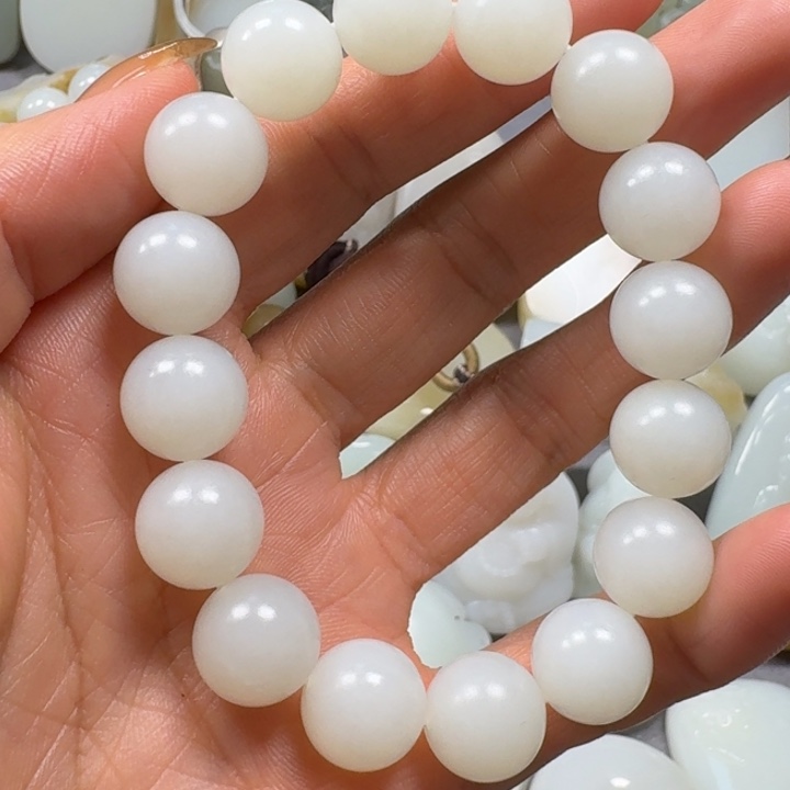 和田玉手串未镶嵌