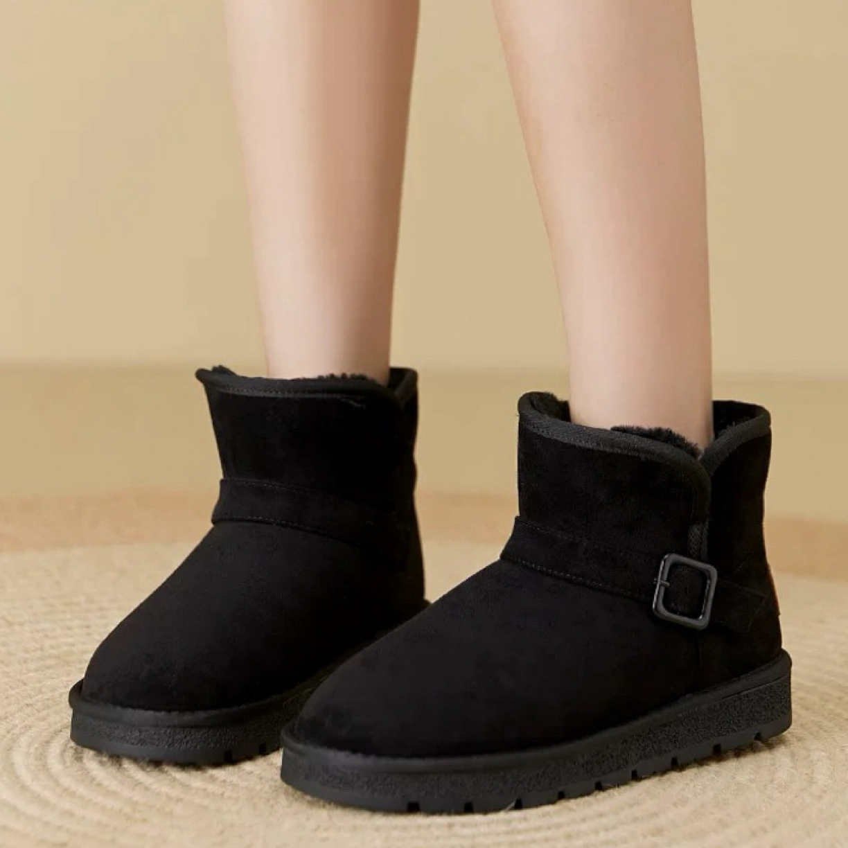 雪地靴女鞋1207冬季新款平底套脚中跟圆头纯色24D